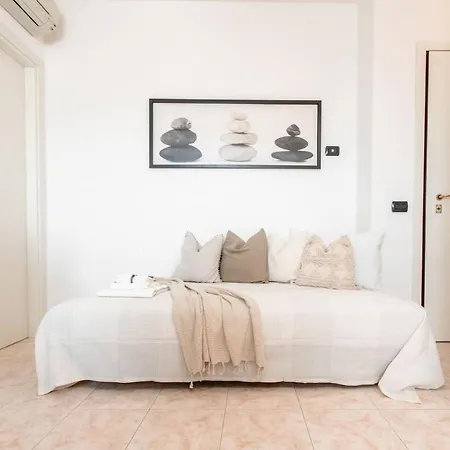 Apartman La Via Del Mare E Del Centro Cattolica